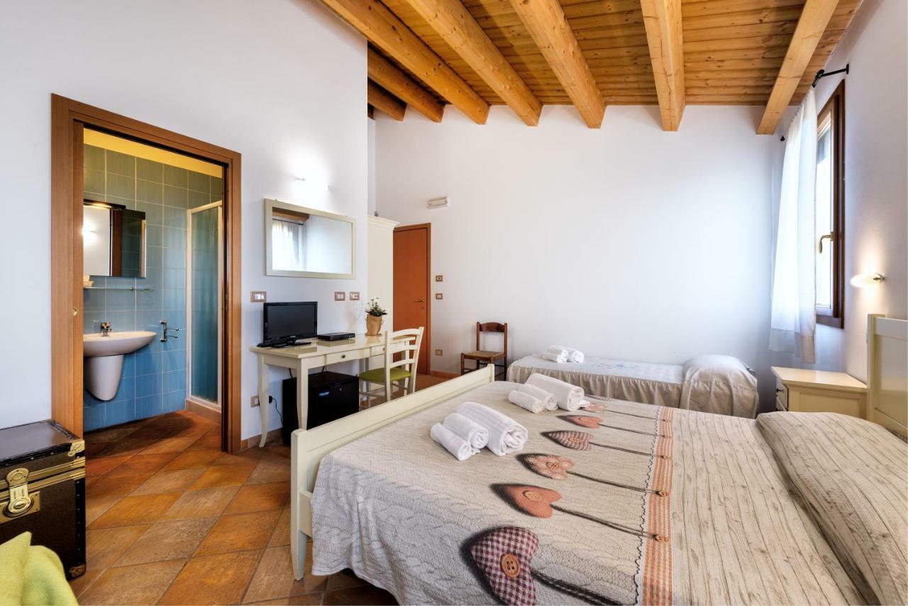 Double Room,806252580:JPEG